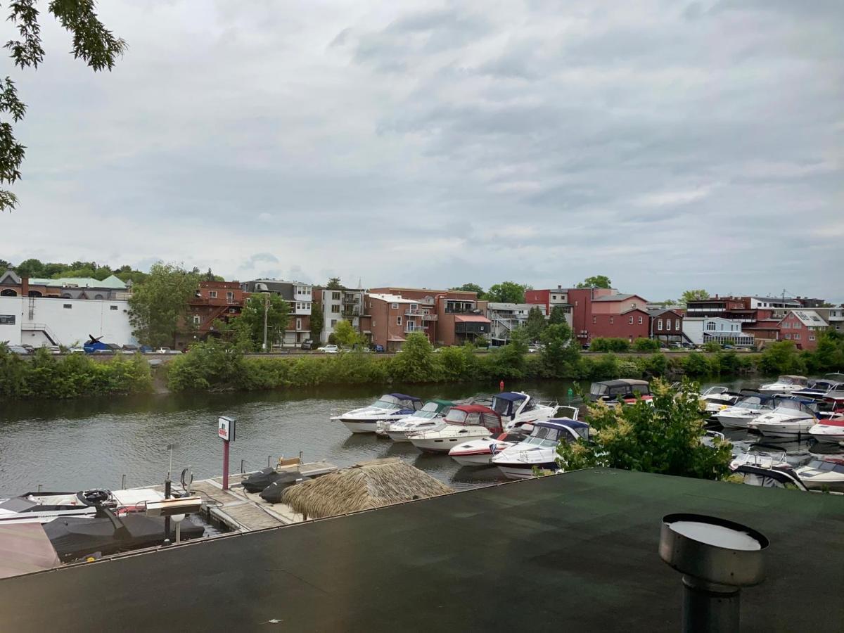 Auberge Des Cantons Magog Exterior foto